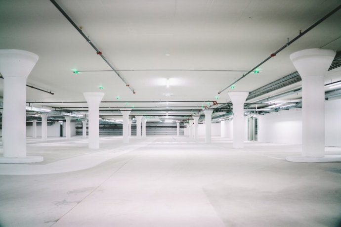 Smart parking - Okos parkolási megoldásokkal az irodaházak is 