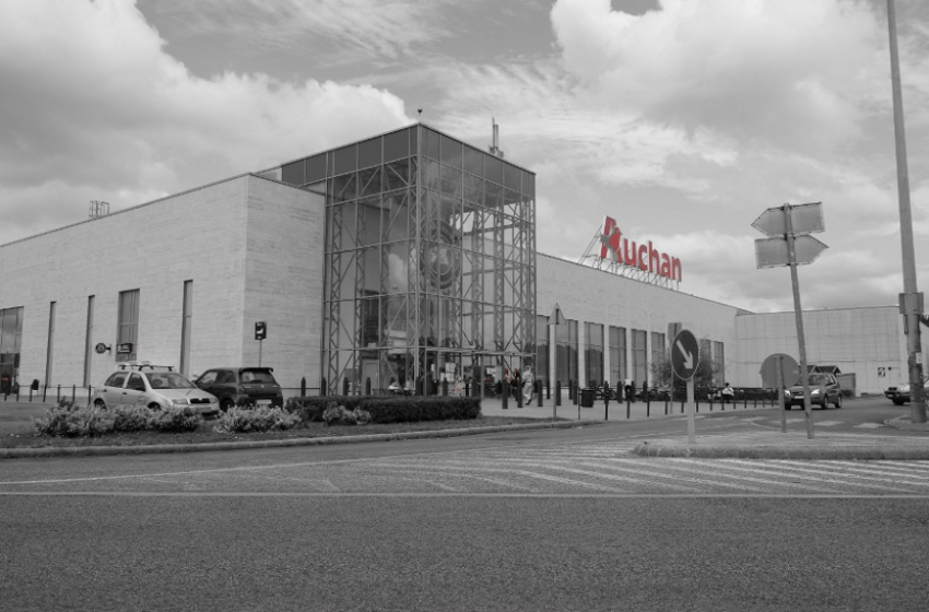 Bevásárolta magát az Indotek Group az Auchanba