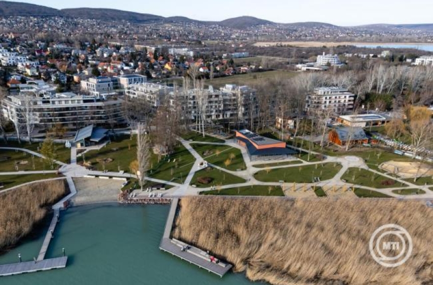 Fenntarthatóbb kezelési módszer a nyári fűnyírásban!