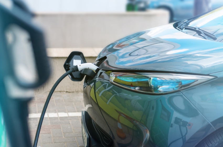 10 000 elektromos autó a KKV-szektornak